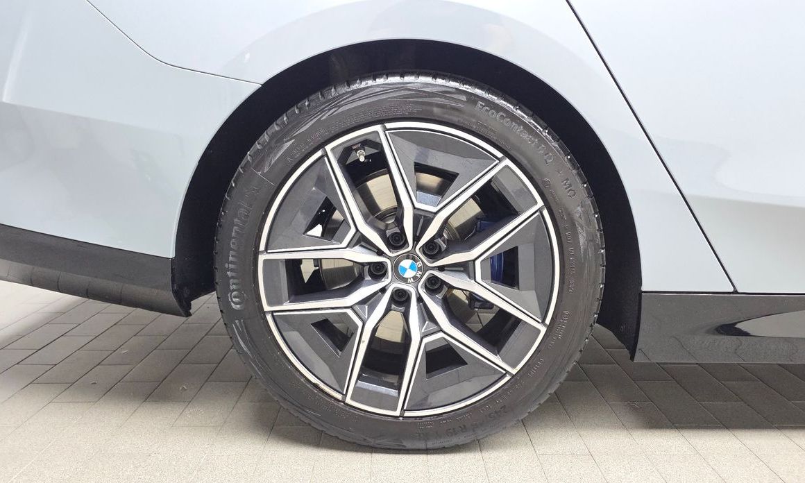 BMW 5-Series 523d M Sport, 2024