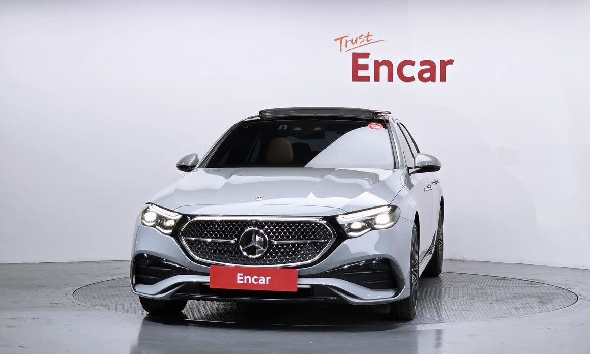 Mercedes-Benz E-Class E300 4MATIC AMG Line Premiere Special, 2024