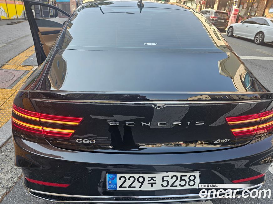 Genesis G80 Gasoline 2.5 Turbo 2WD, 2025