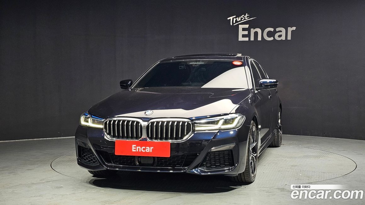 BMW 5-Series 530i xDrive M Sport Package, 2023