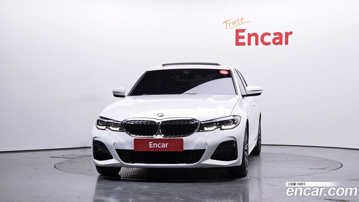 BMW 3-Series 320i M Sport, 2022