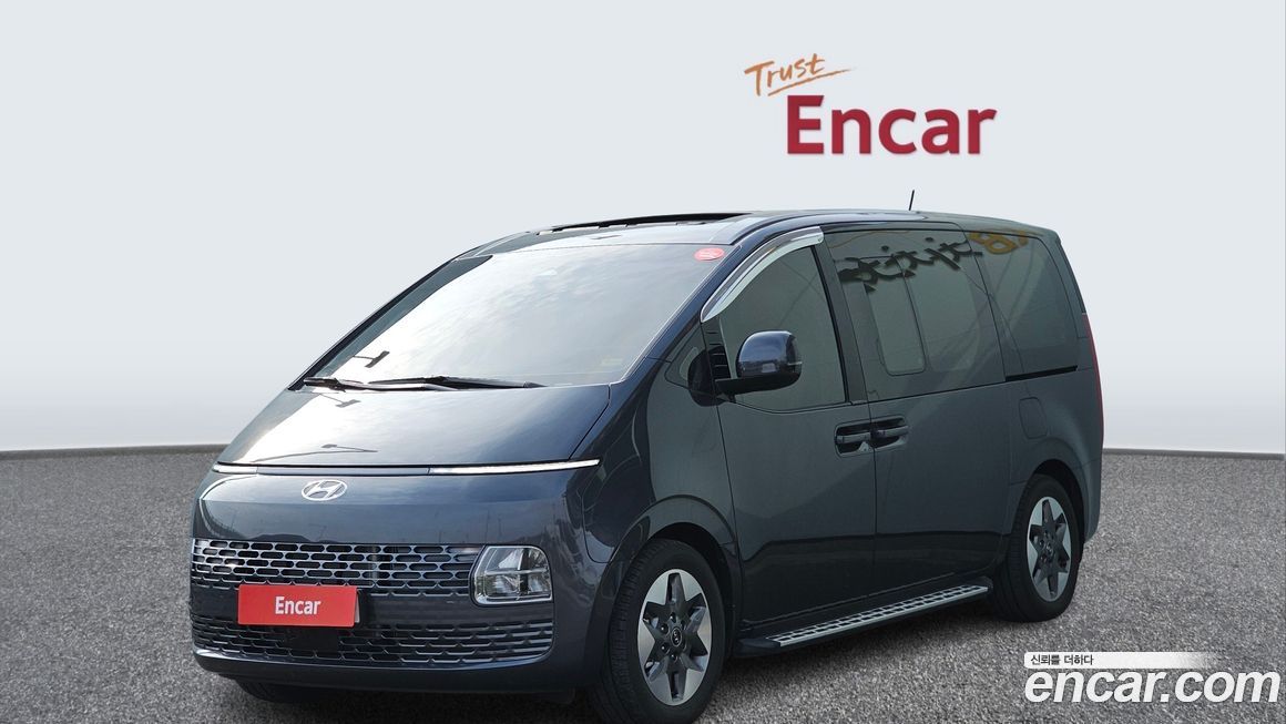 Hyundai Staria Tourer 9-Seater, 2024