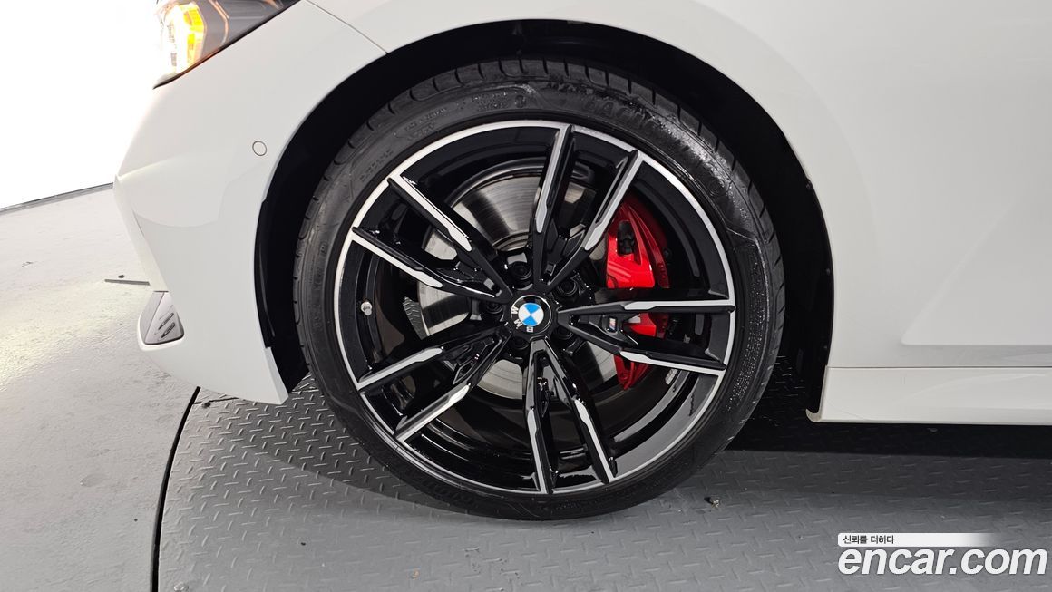 BMW 3-Series M340i Pro, 2025