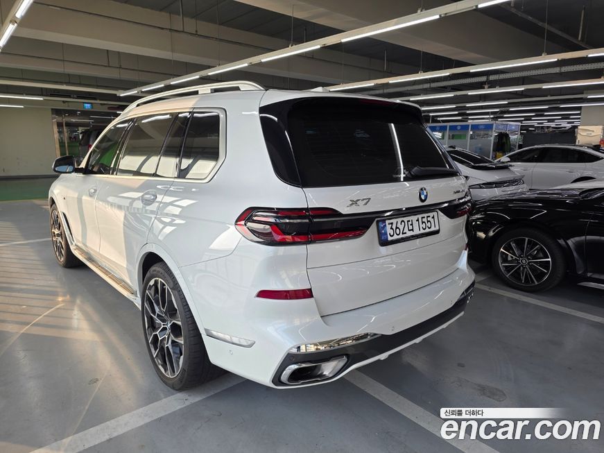 BMW X7 xDrive 40d M Sport 7 STR, 2025
