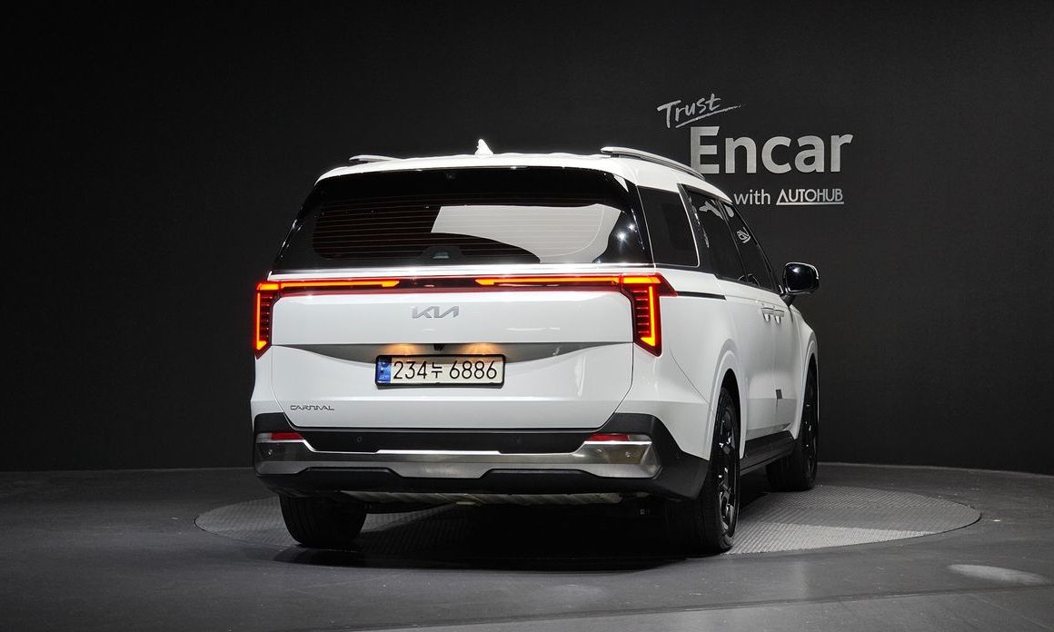 Kia Carnival 9-Seater Noblesse, 2025