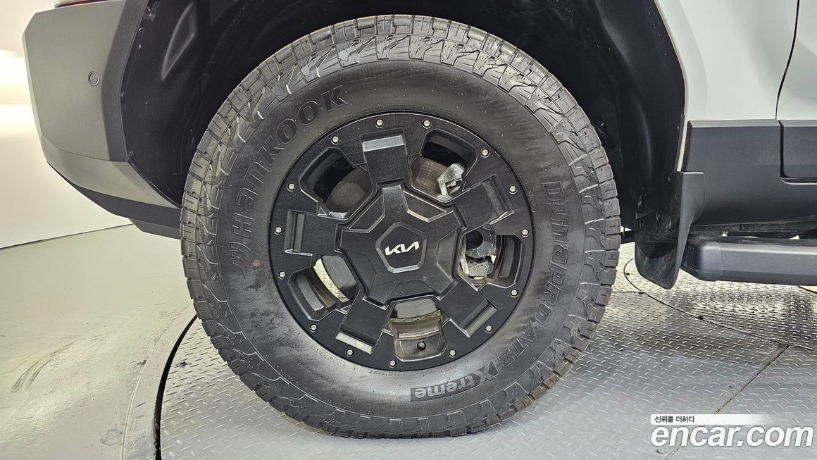 Kia Tasman 2.5T Gasoline 4WD, 2026