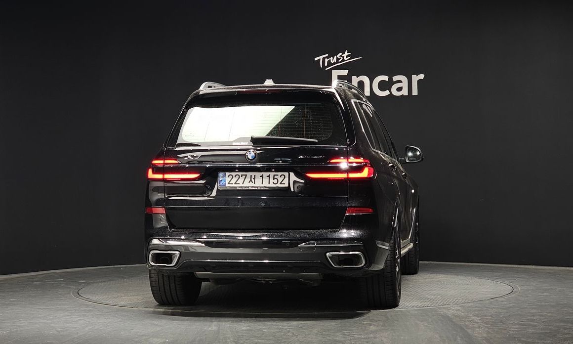 BMW X7 xDrive 40i M Sport 6STR, 2025