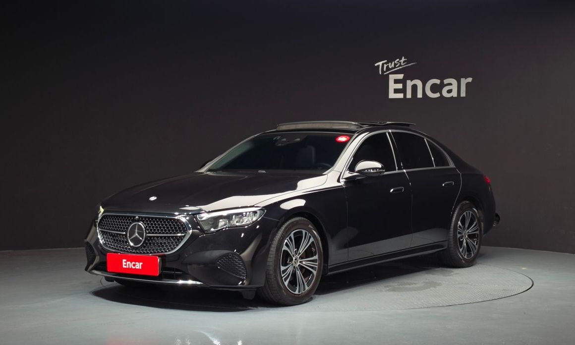 Mercedes-Benz E-Class E200 Avantgarde, 2024