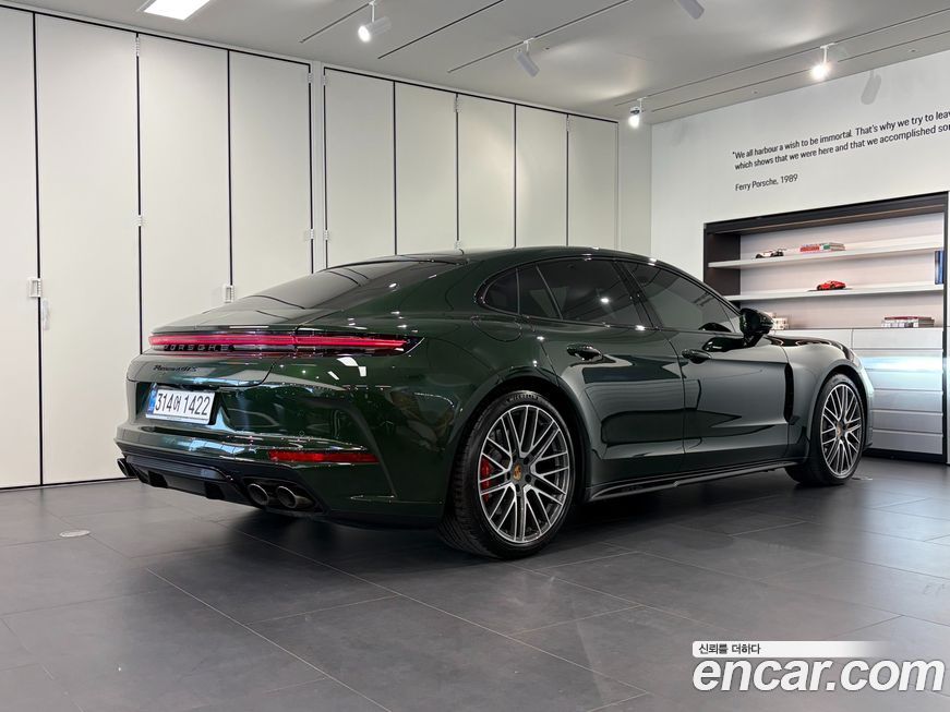 Porsche Panamera 4.0 GTS, 2025