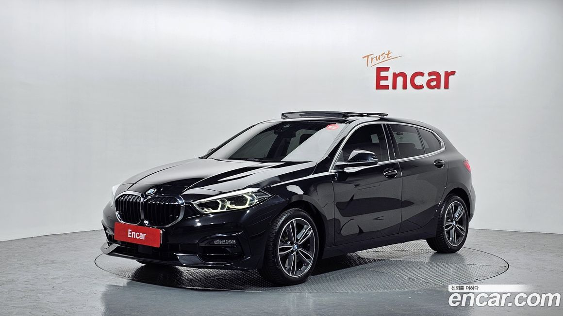 BMW 1-Series 120i Sports, 2023