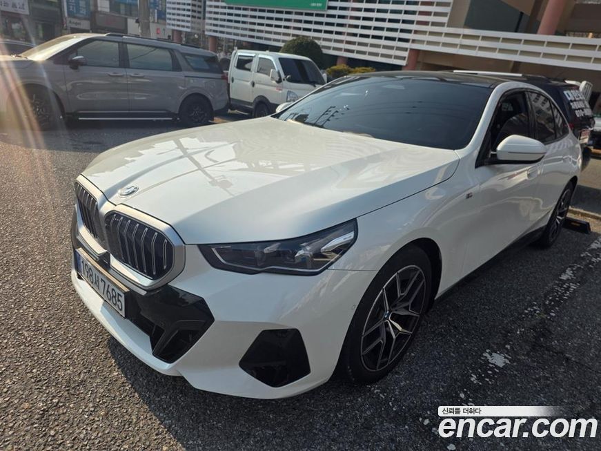 BMW 5-Series 520i M Sport, 2024