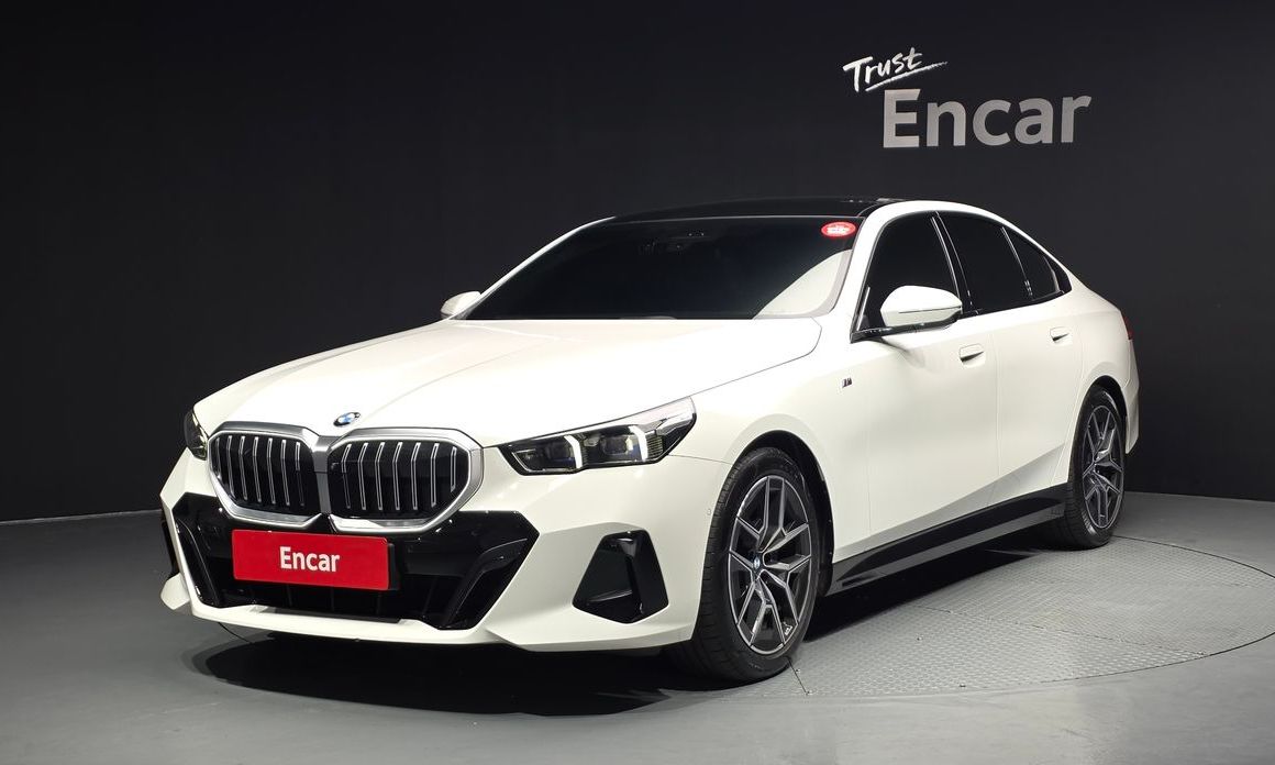 BMW 5-Series 523d M Sport, 2024