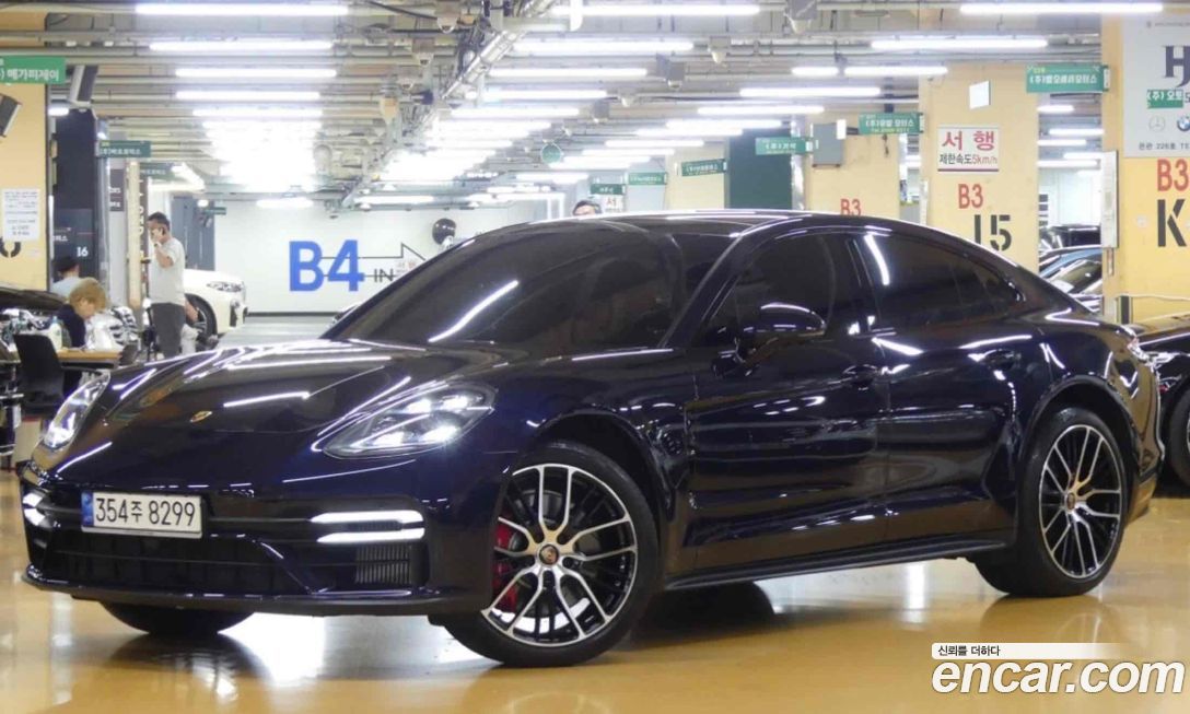 Porsche Panamera 4.0 GTS, 2021