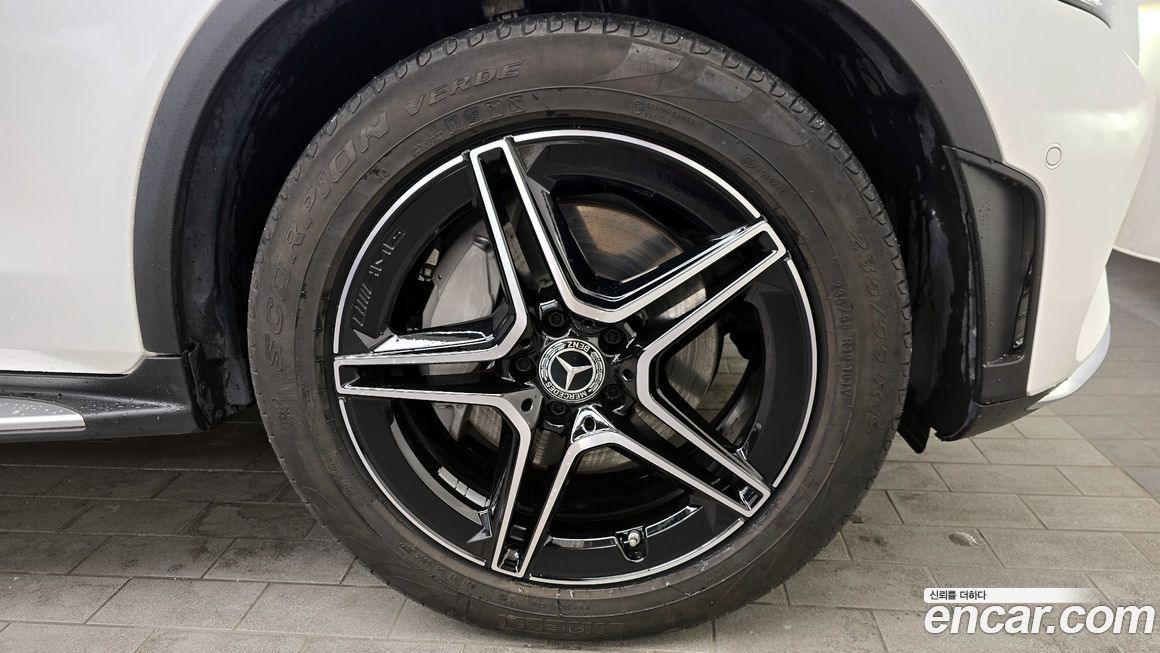 Mercedes-Benz GLC-Class GCL300 4MATIC Coupe, 2023