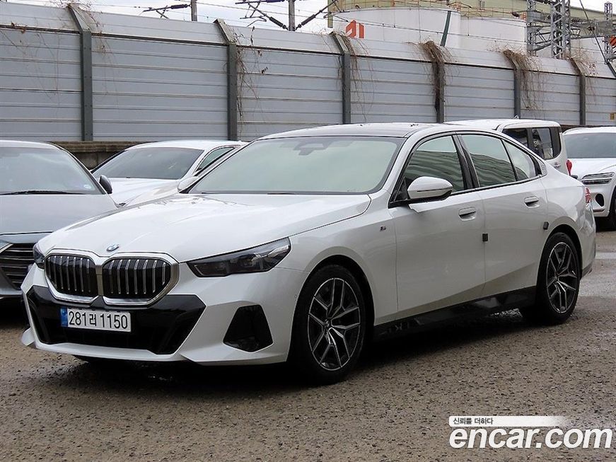 BMW 5-Series 520i M Sport, 2024