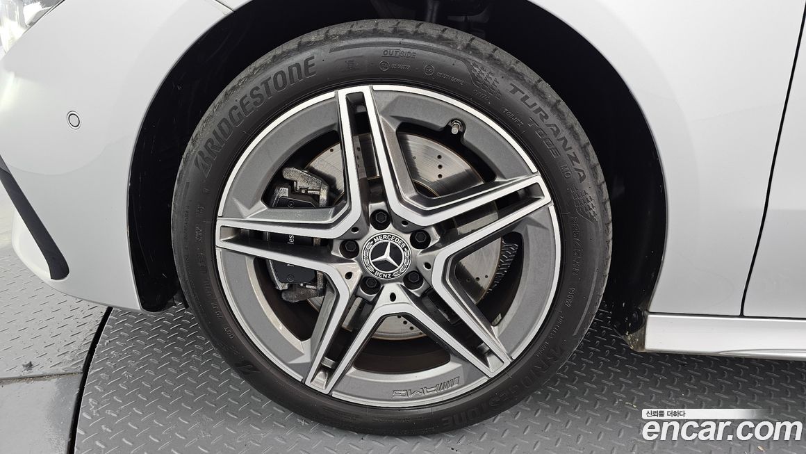 Mercedes-Benz CLA-Class CLA250 4MATIC, 2024