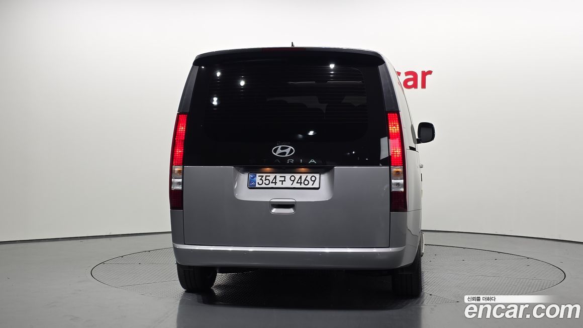 Hyundai Staria Tourer 9-Seater, 2025