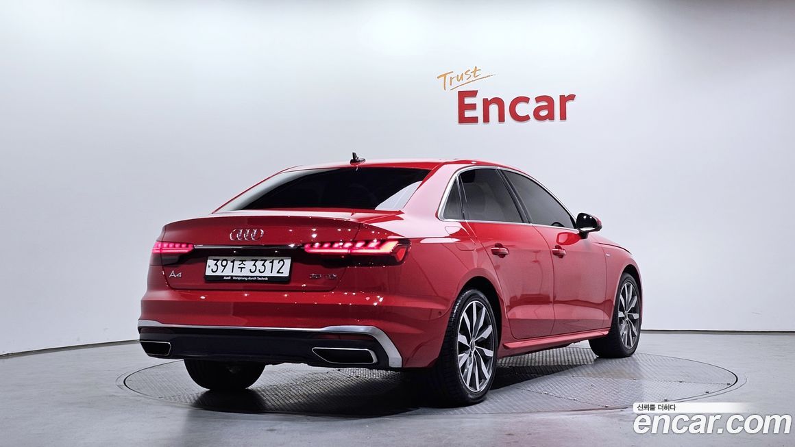 Audi A4 35 TDI Premium, 2023