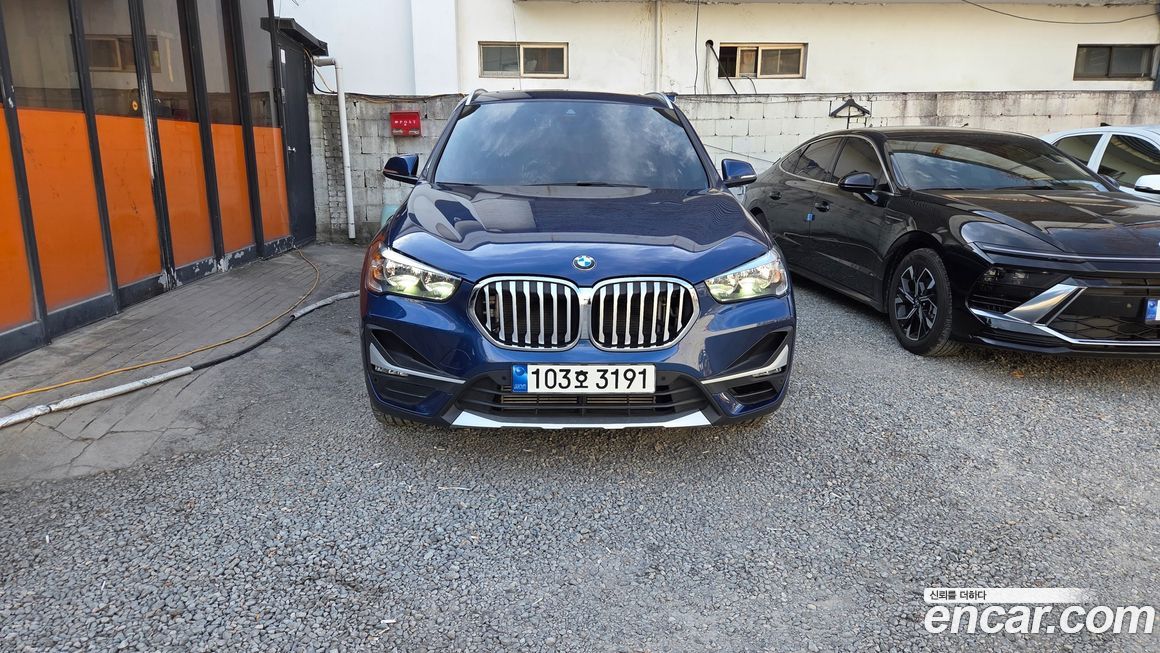 BMW X1 xDrive 20i xLine, 2022