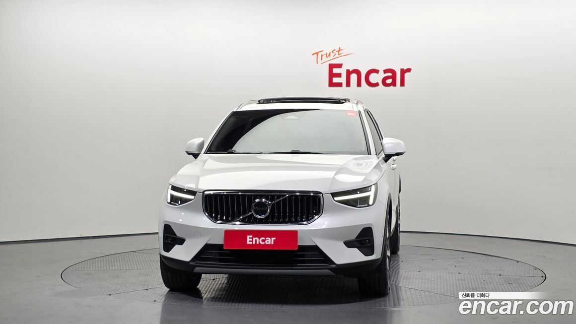Volvo XC40 B4 Ultimate Bright, 2023