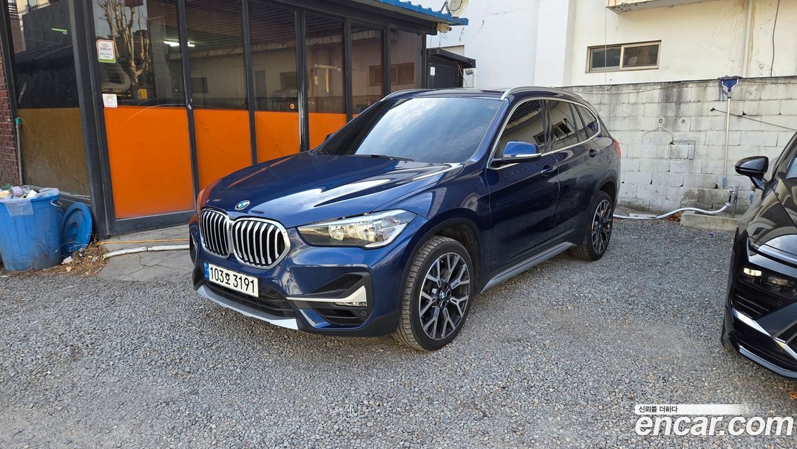 BMW X1 xDrive 20i xLine, 2022