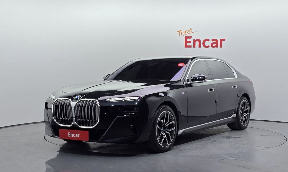 BMW 7-Series 740d xDrive M Sport, 2025
