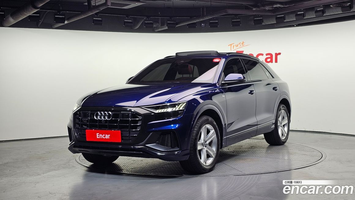 Audi Q8 45 TDI Quattro Premium, 2021