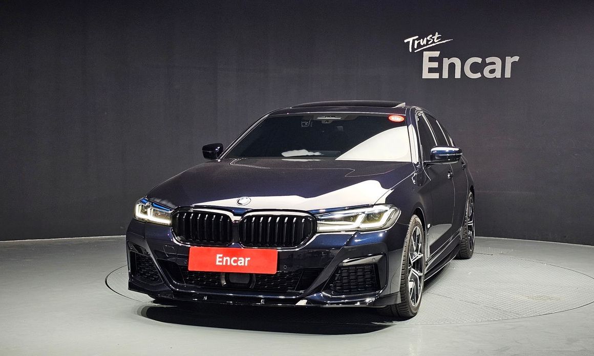 BMW 5-Series 530i M Sport Package, 2023