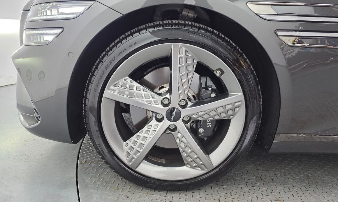 Genesis G80 Gasoline 2.5 Turbo AWD, 2025