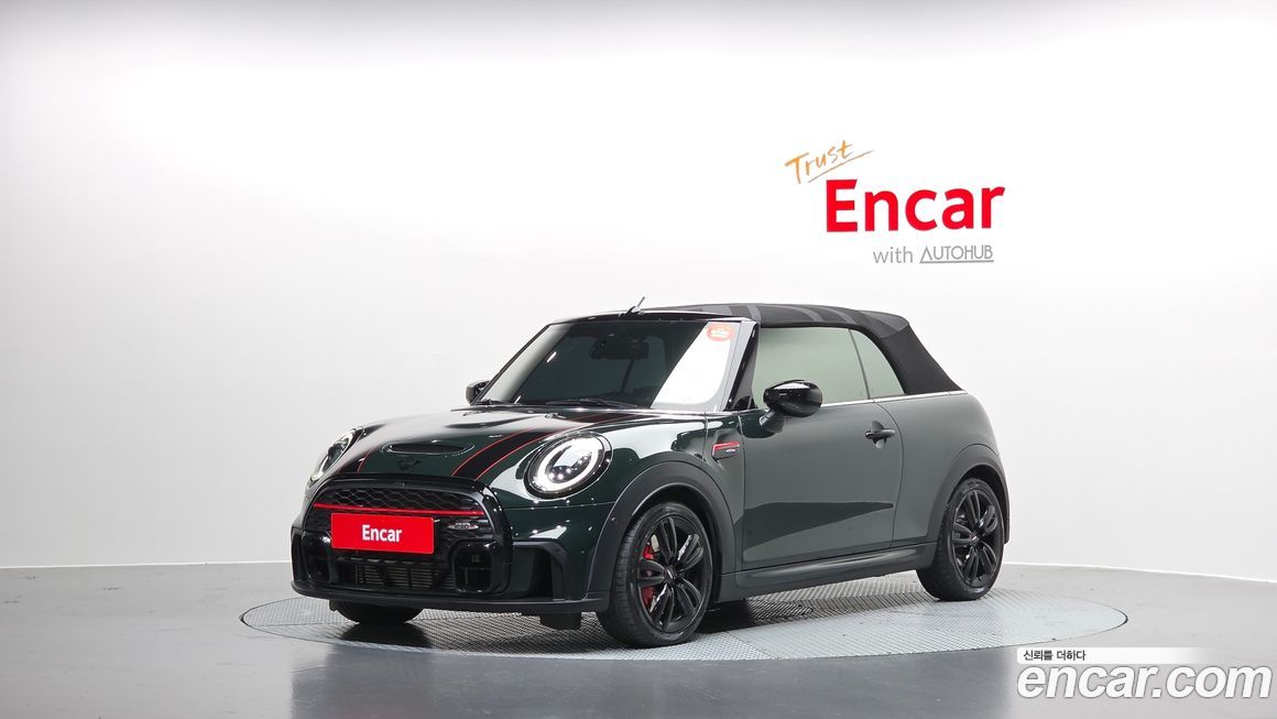 Mini Cooper Convertible JCW, 2024