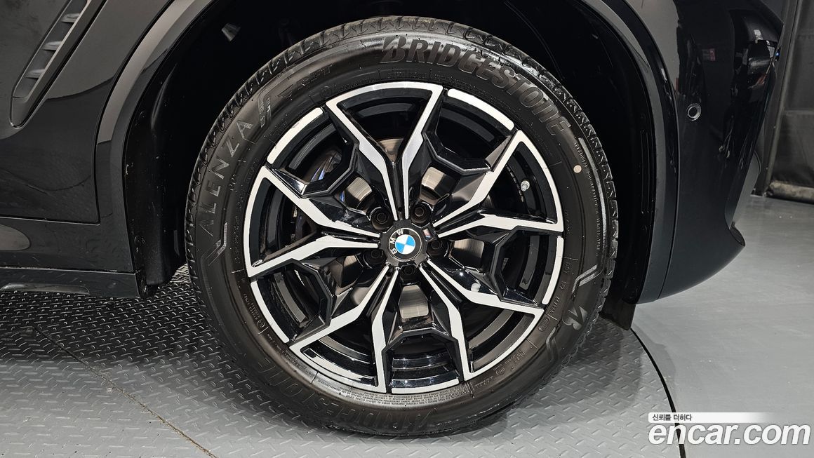 BMW X4 xDrive20i M Sport, 2024