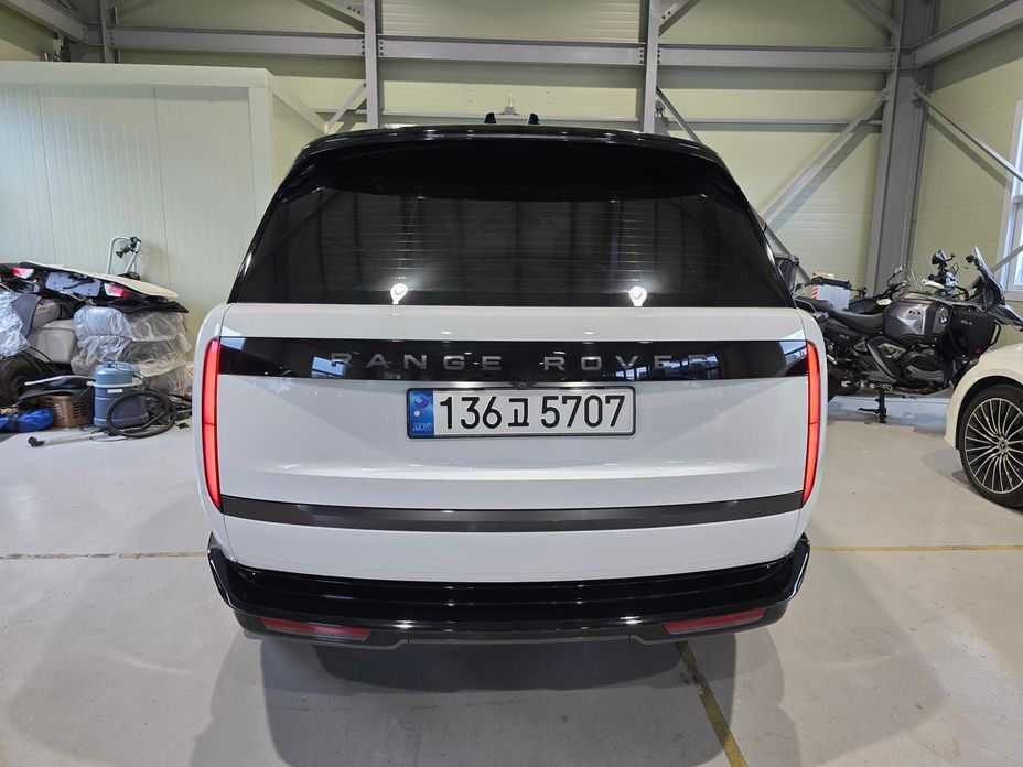 Land Rover Range Rover P530 Autobiography, 2024