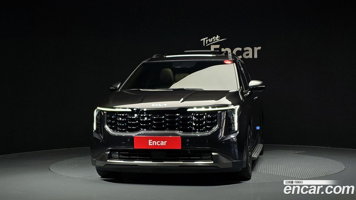 Kia Carnival 7-Seater Gravity, 2024