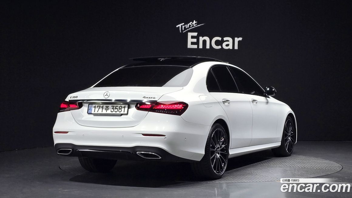 Mercedes-Benz E-Class E350 4MATIC AMG Line, 2023
