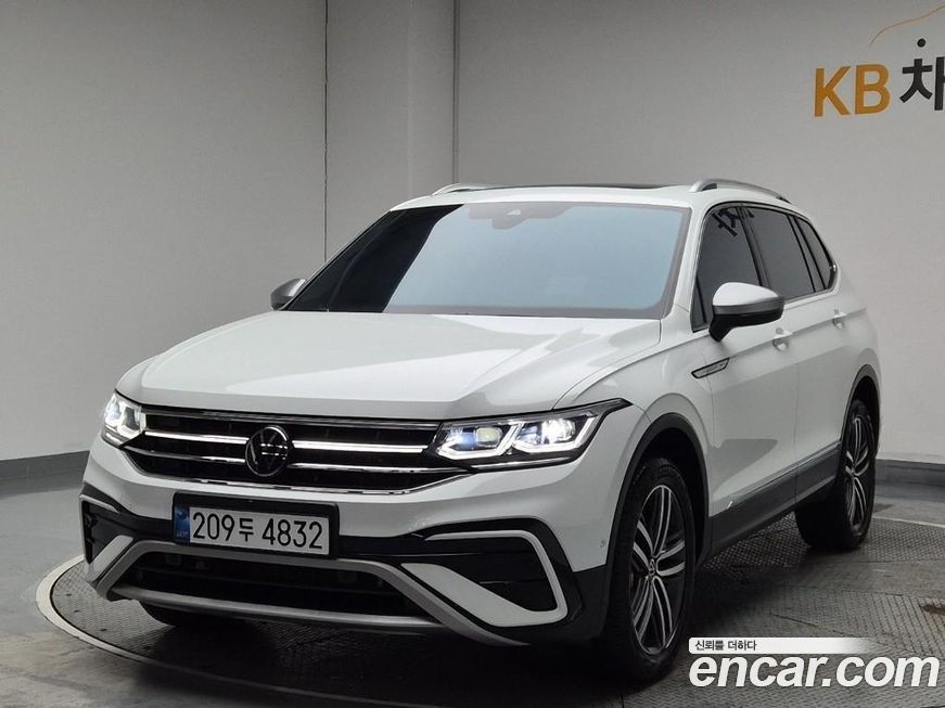 Volkswagen Tiguan 2.0 TSI Prestige, 2024