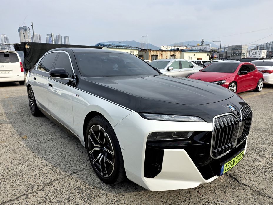 BMW 7-Series 740i sDrive M Sport, 2023