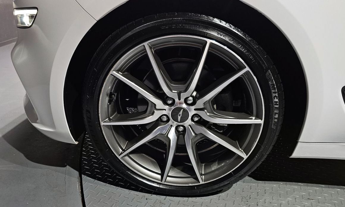 Genesis G70 Gasoline 2.0T 2WD, 2021