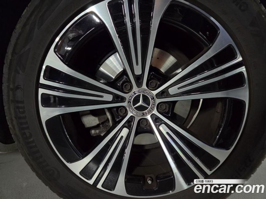 Mercedes-Benz E-Class E200 Avantgarde, 2024