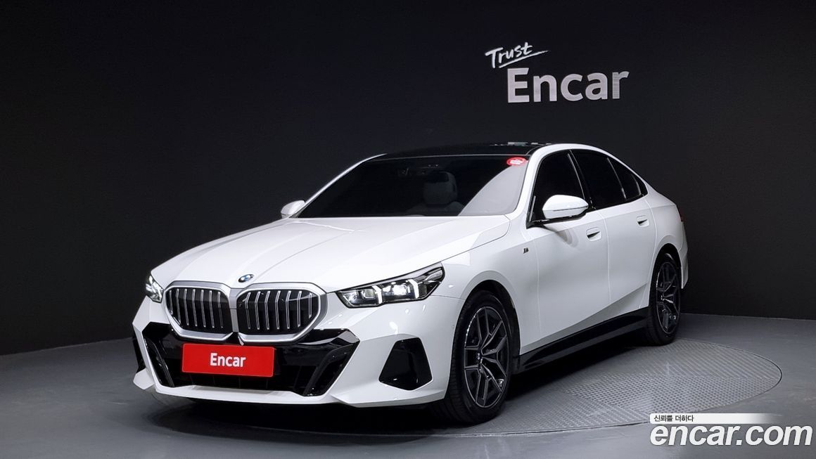 BMW 5-Series 520i M Sport, 2024