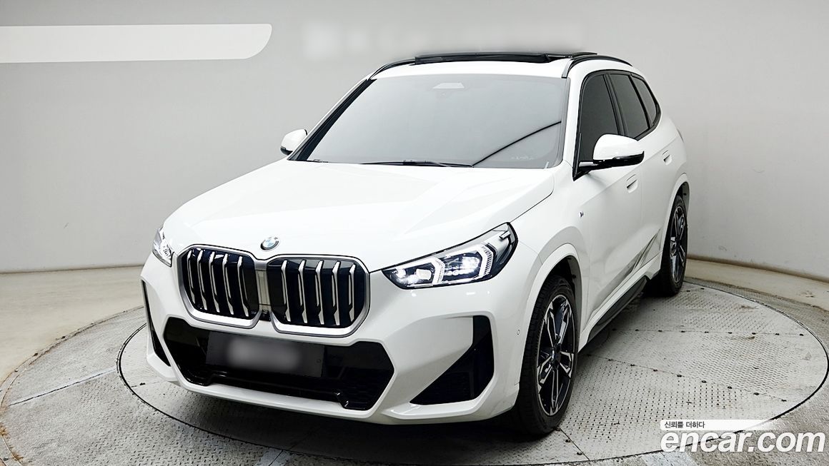 BMW X1 xDrive 20i M Sport, 2024