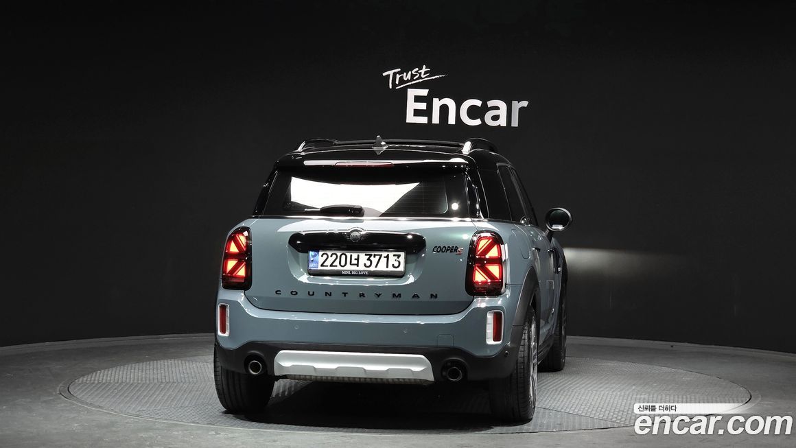Mini Countryman ALL4 Classic Launch Pack, 2023