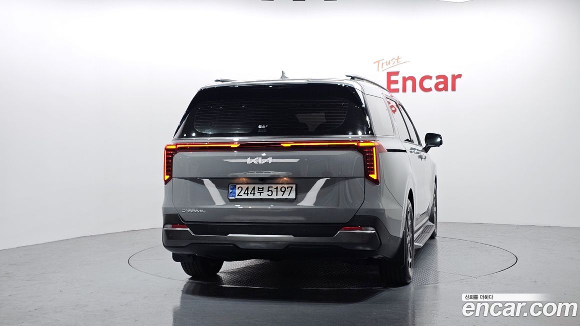 Kia Carnival 7-Seater Gravity, 2025