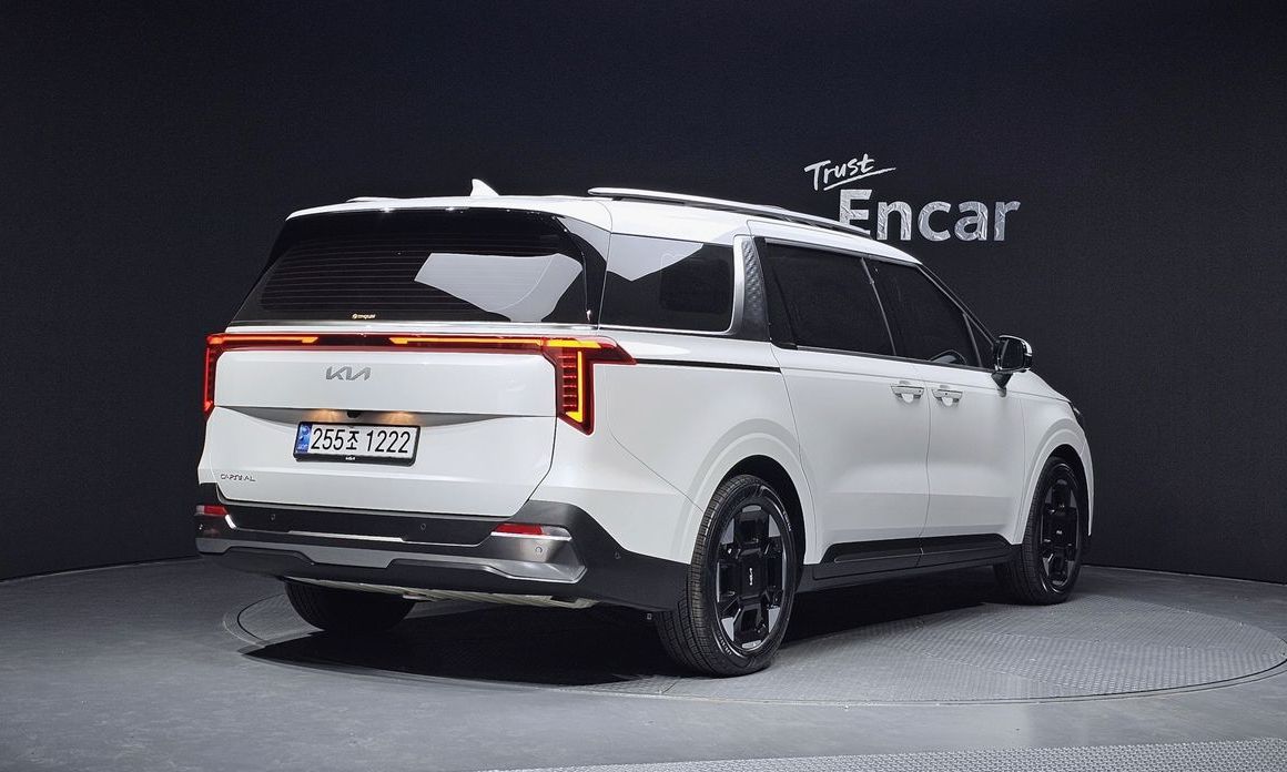 Kia Carnival 7-Seater Noblesse, 2025