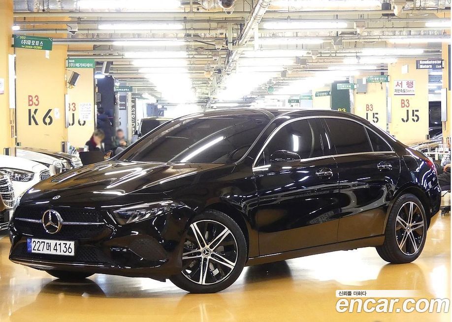 Mercedes-Benz A-Class A220 Sedan, 2024