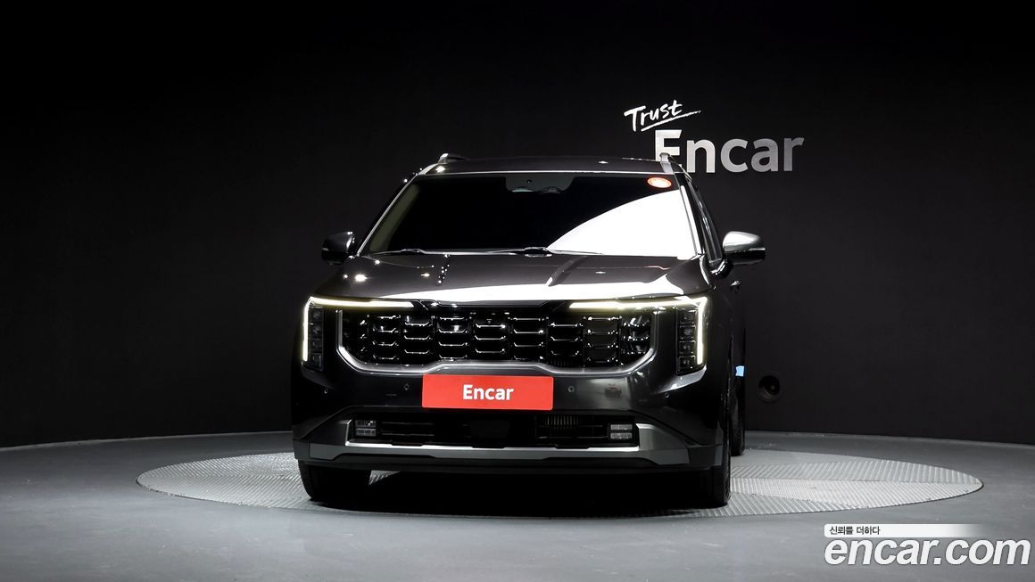 Kia Carnival 9-Seater Gravity, 2025