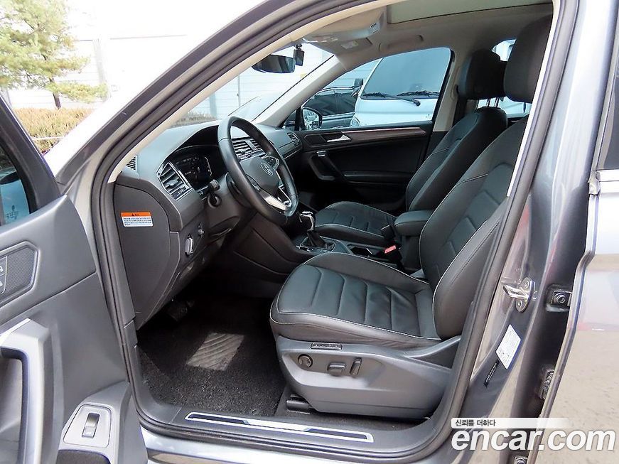 Volkswagen Tiguan 2.0 TSI Prestige, 2023