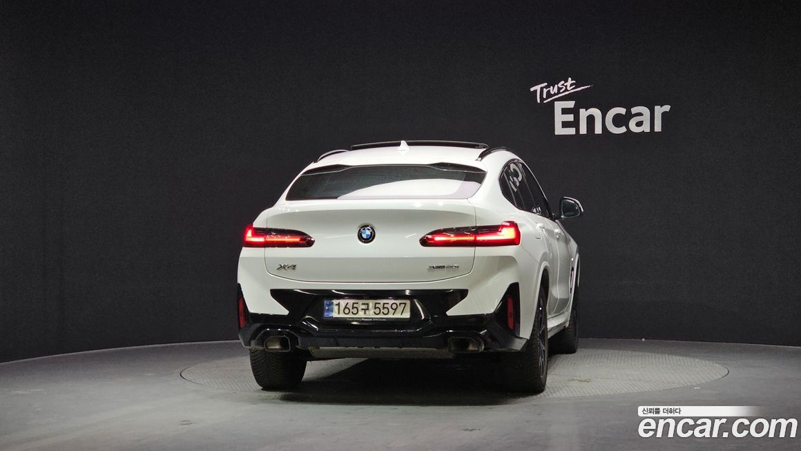 BMW X4 xDrive20i M Sports Pro, 2024