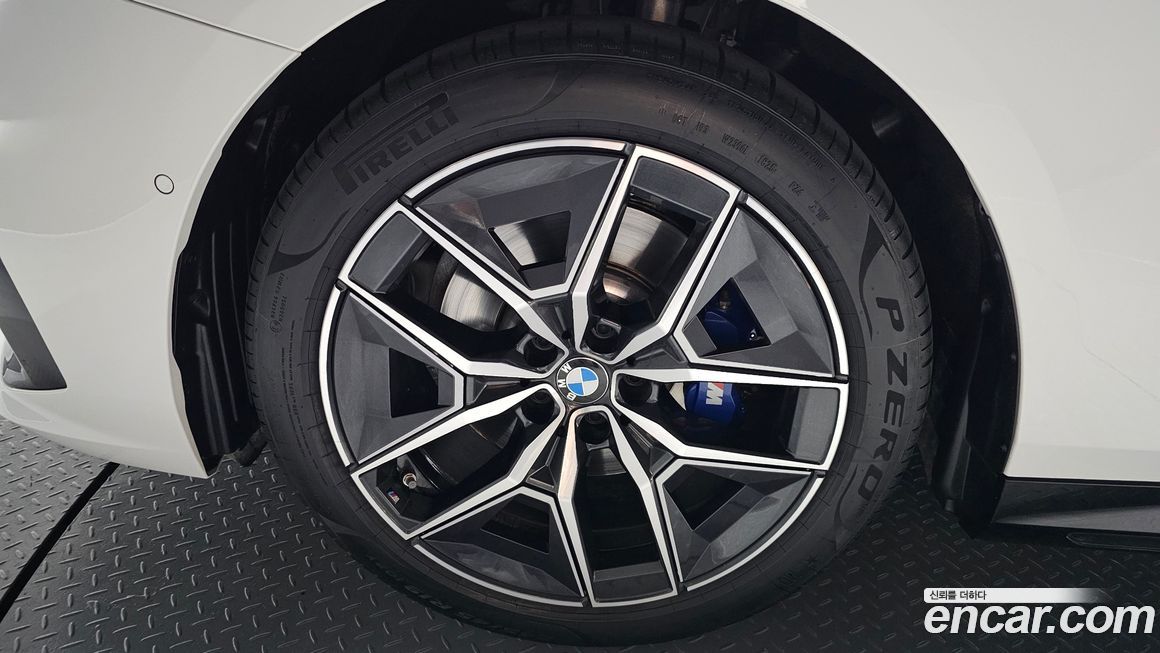 BMW 5-Series 523d, 2025
