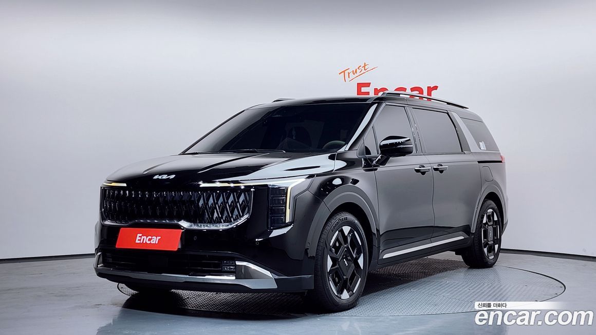 Kia Carnival 7-Seater Signature, 2024