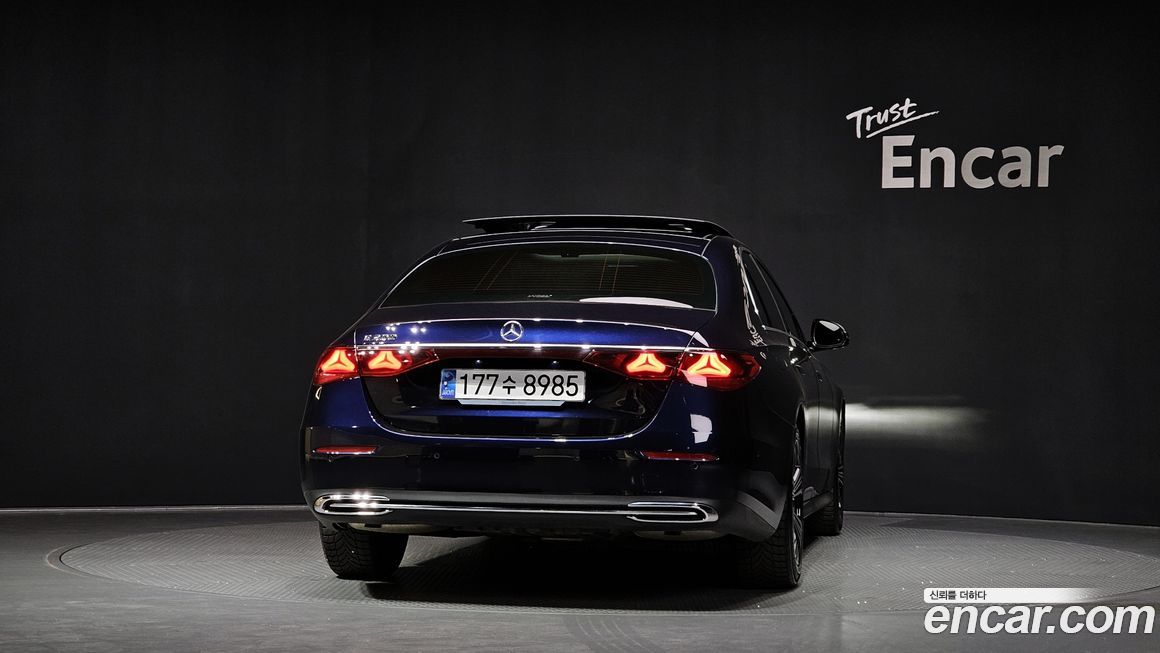 Mercedes-Benz E-Class E200 Avantgarde, 2025